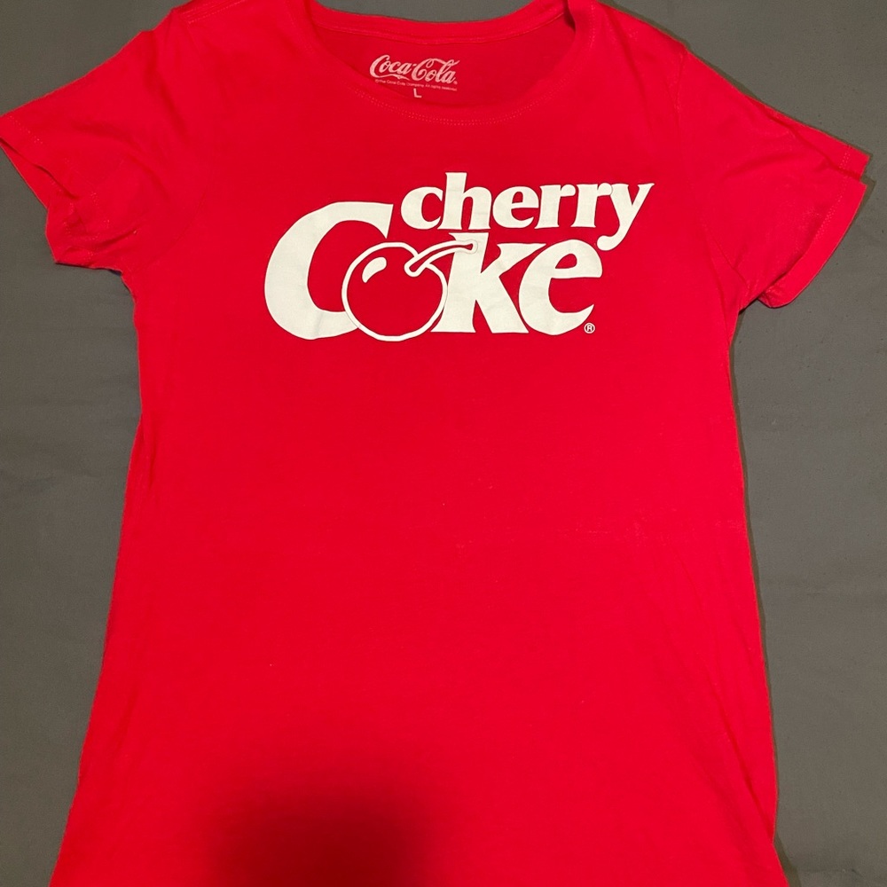 Coca-Cola Cherry Coke T-Shirt Juniors Size LARGE
